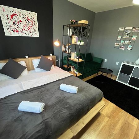 Mickitos City Center Apartment Üsküp Dış mekan fotoğraf