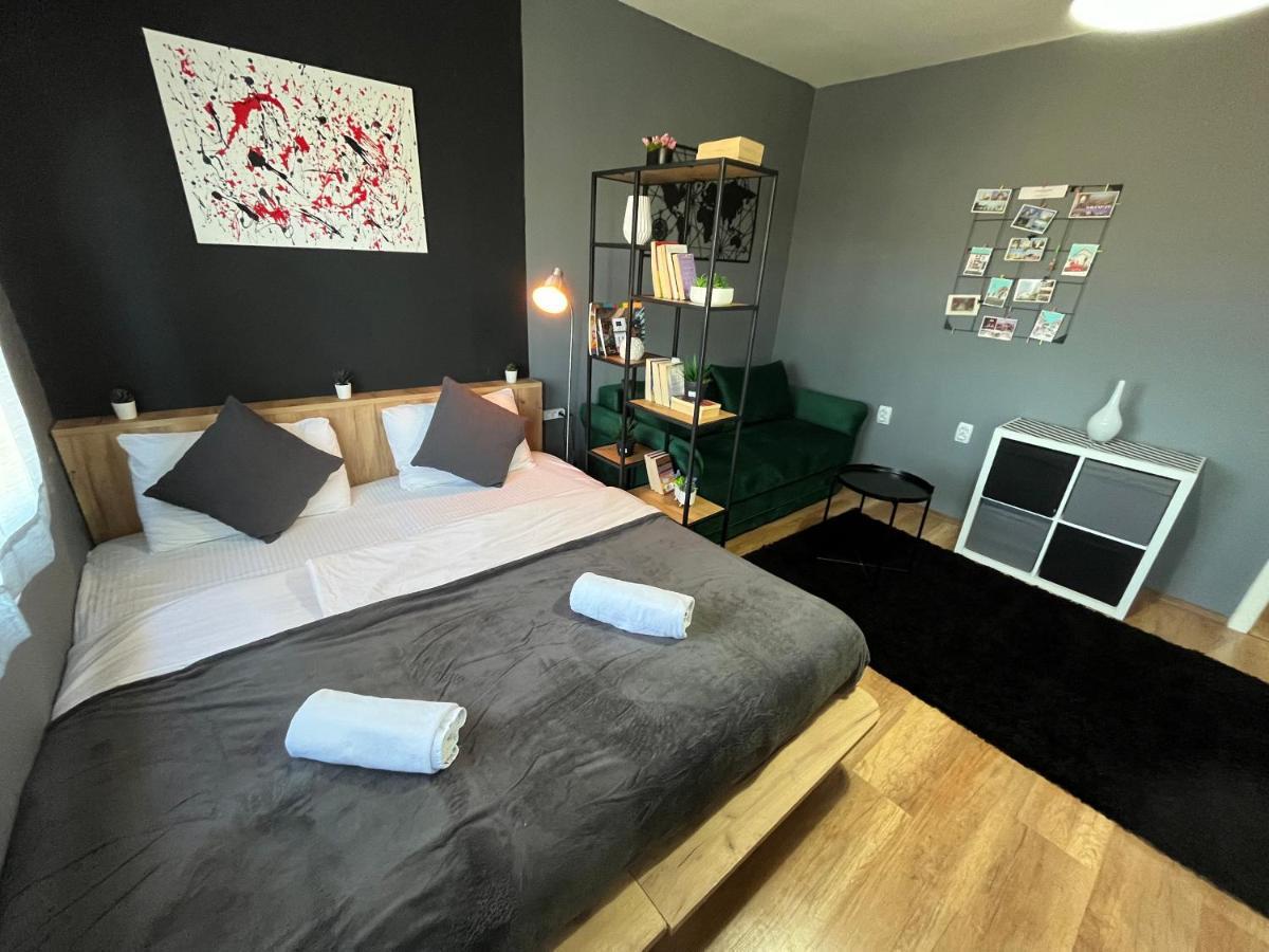Mickitos City Center Apartment Üsküp Dış mekan fotoğraf